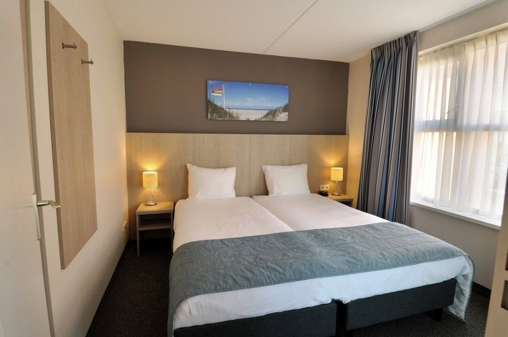Hotel Bornholm เวสต์-เทอร์เชลลิง ภายนอก รูปภาพ