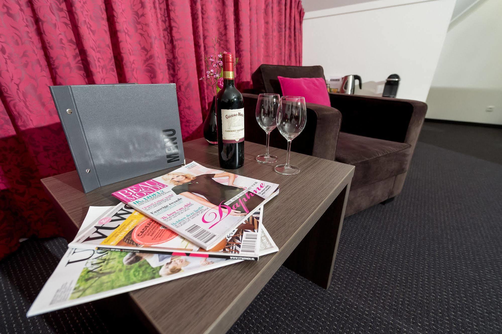 Hotel Bornholm เวสต์-เทอร์เชลลิง ภายนอก รูปภาพ